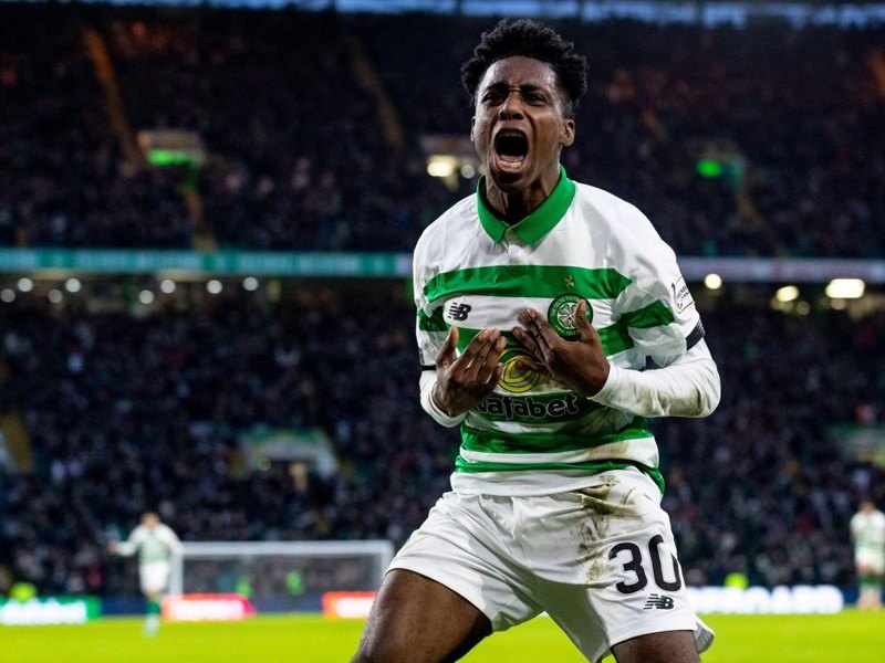 Frimpong thi đấu trên sân cỏ khi còn khoác áo CLB Celtic