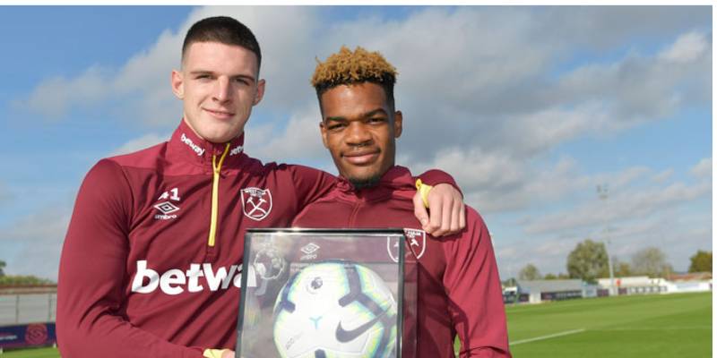 Nam cầu thủ tại học viện West Ham